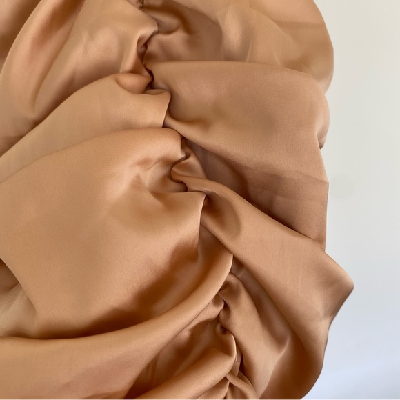 OH POLLY What I Want V neck Cut out Ruched Mini dress in Beige Gold satin NWT - Picture 7 of 11